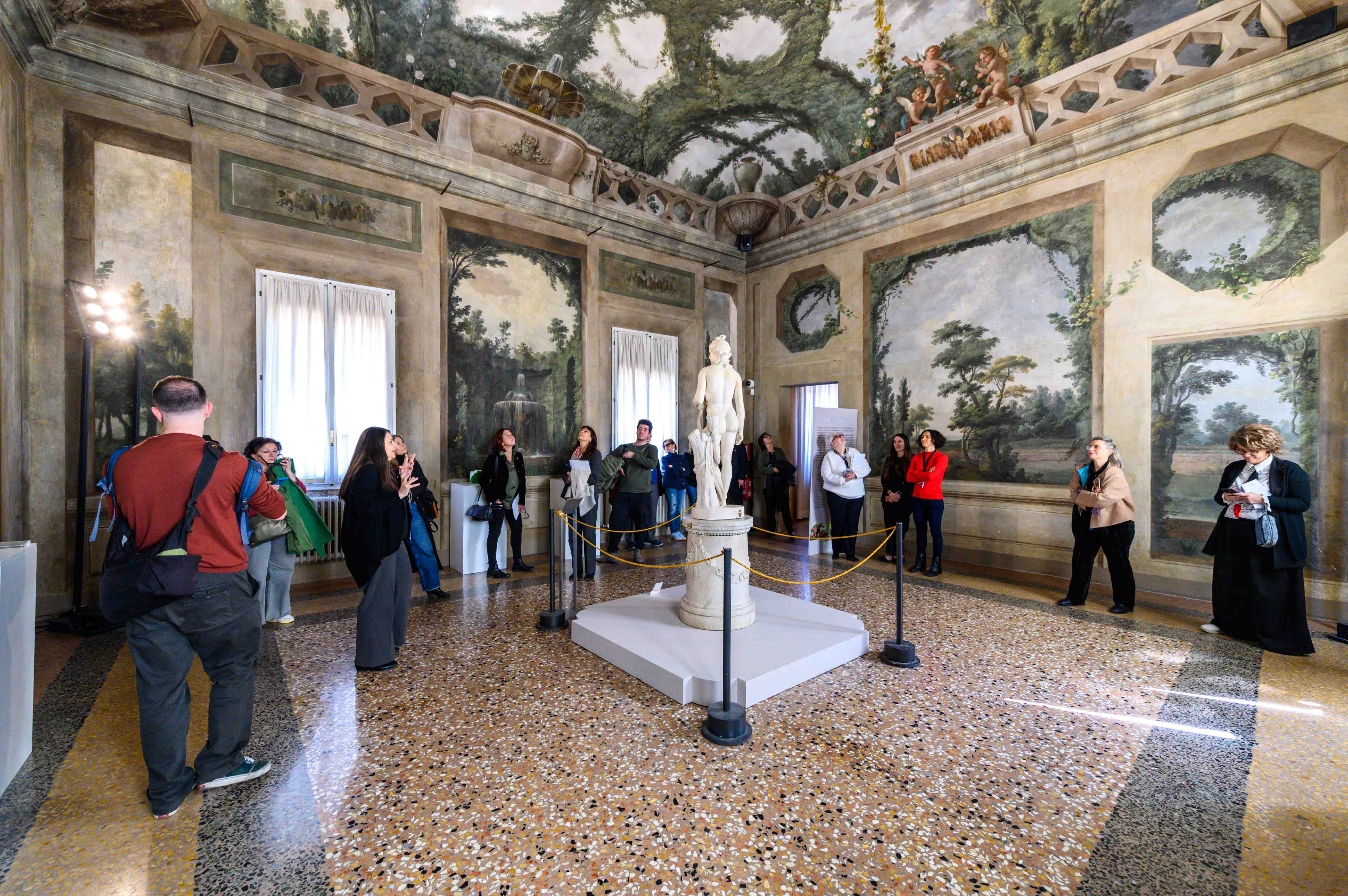 SOGNI DI NATURA: UN'INSTALLAZIONE OLFATTIVA ISPIRATE ALLA NATURA image 2